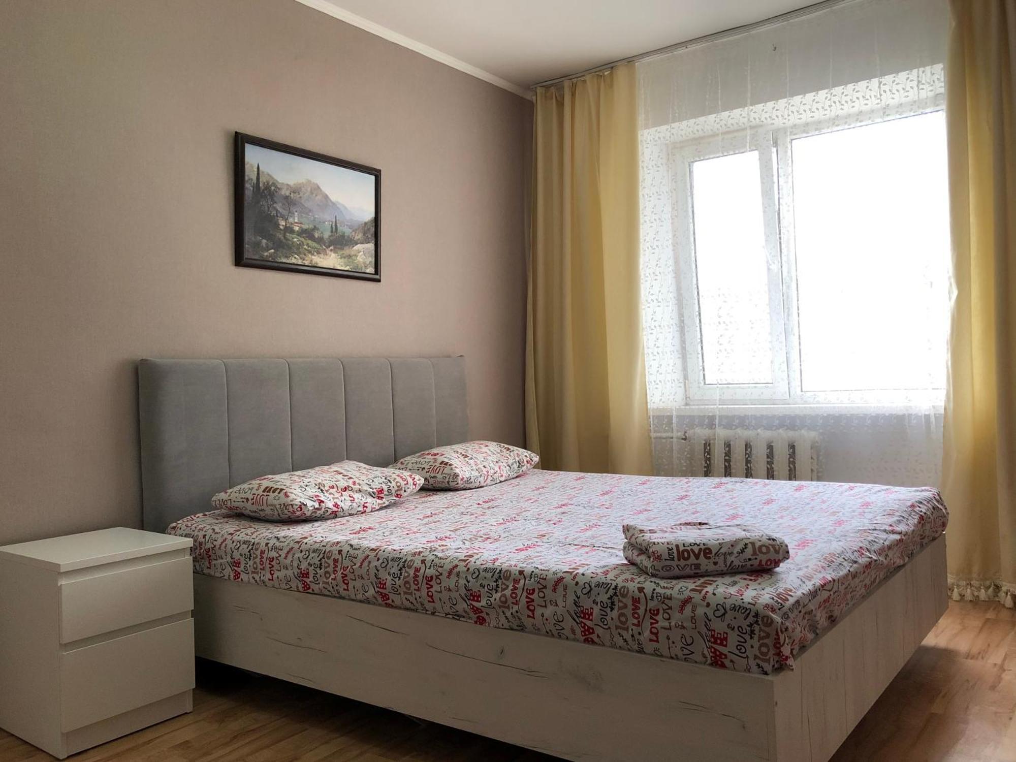 Просторная 2Комн Квартира На Школьнике Uralsk Exterior foto